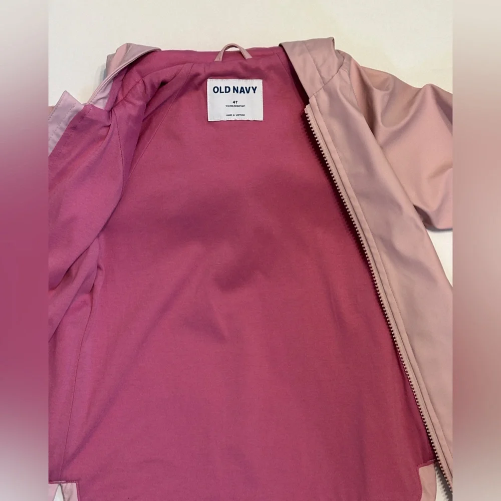 Old Navy Water Resistant Jacket - Picture 8 of 9